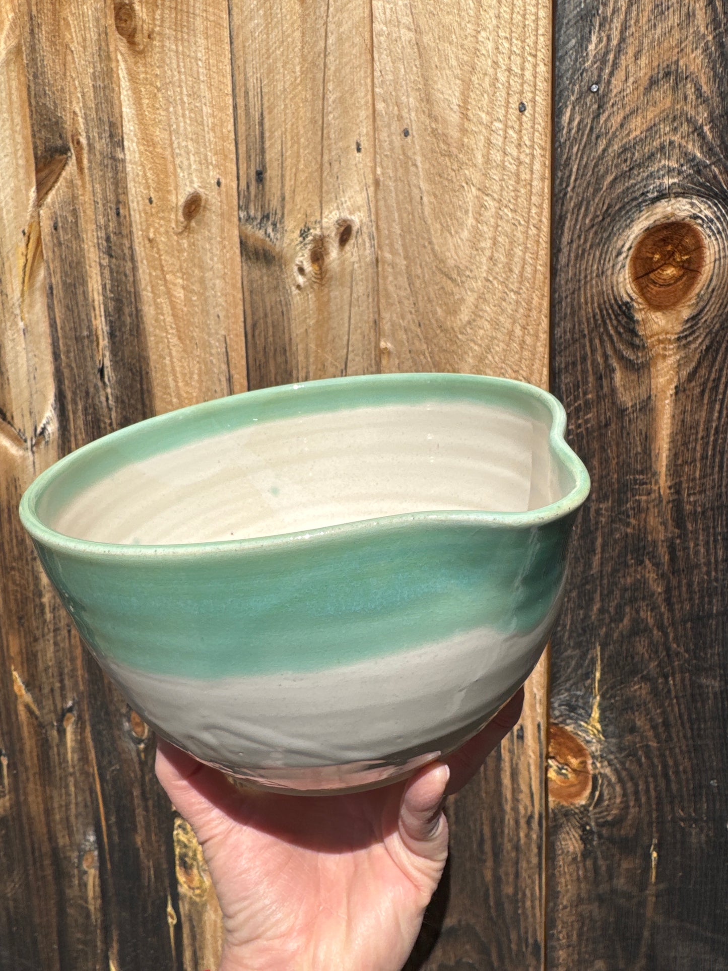 Mixing bowl
